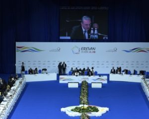 Le-XVIIe-Sommet-d'Erevan-a-clôturé-ses-travaux