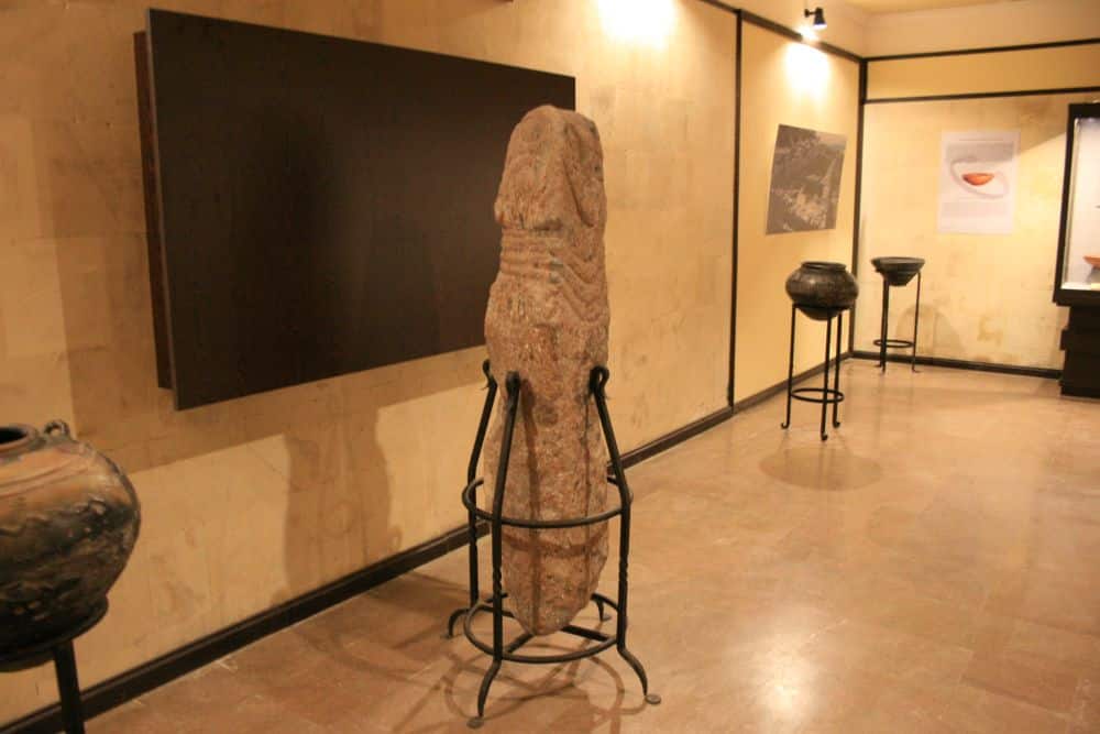 vishapakar in metsamor museum