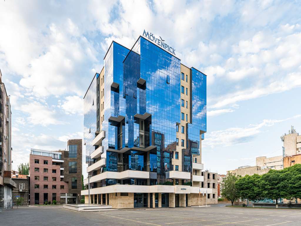 Mövenpick Yerevan exterior